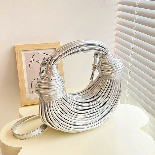 Cindy | Te weinig ruimte? Draag alles stijlvol!