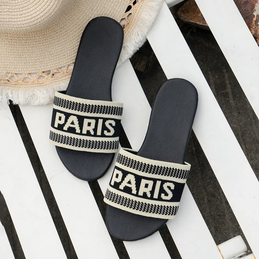 Paris | Waarom zou je nog zonder slippers gaan?