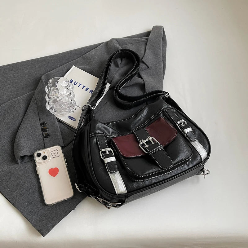 Adeline | Te weinig ruimte? Draag alles stijlvol!